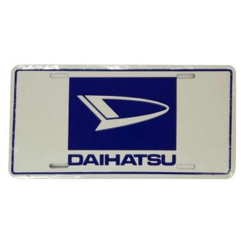 Daihatsu &quot;logó&quot; dombornyomott fémtábla/rendszámtábla 30,4 x 15,1 cm kép