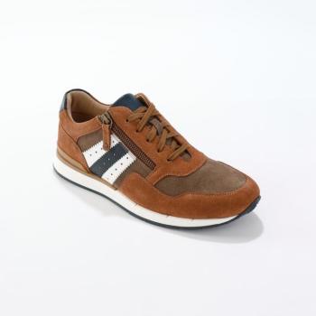 Edzőcipők és sportcipők kép