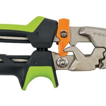 Fiskars PowerGear Offset lemezvágó olló, jobbos kép