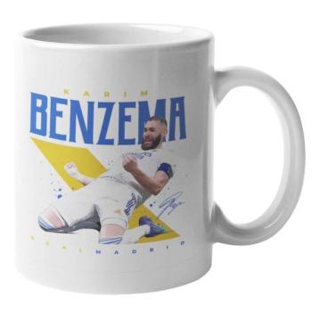 Karim Benzema Versus 2 bögre kép