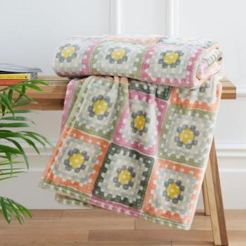 Mikroplüss takaró 130x170 cm Crochet Print Cosy – Catherine Lansfield kép