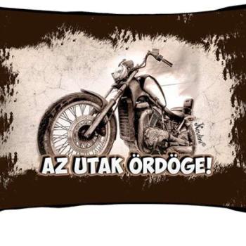 Párna 37cm, Az utak ördöge! motoros New P228 kép