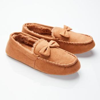 Tornacipők és papucsok kép