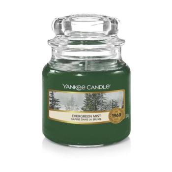 Yankee Candle Evergreen Mist Classic Illatgyertya 104g kép